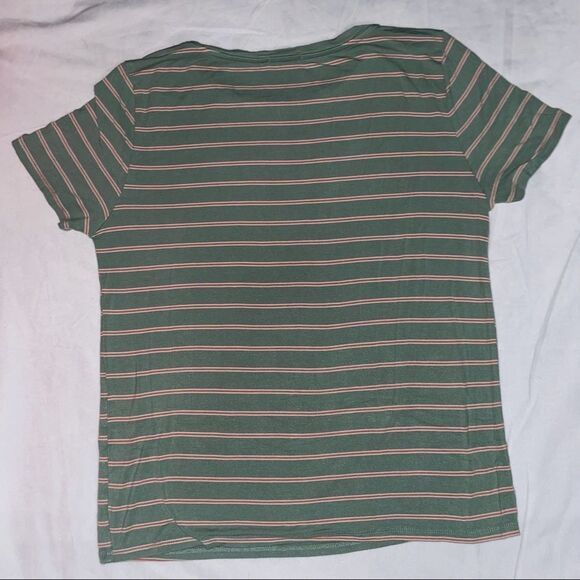 Striped Short Sleeve T-shirt Size Extra Large - Picture 5 of 5